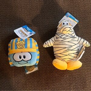 Club Penguin Mummy (series 15) and Blue (Pharaoh) Puffle (series 10) tag & coin
